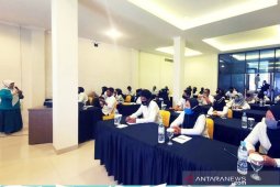 33 Pelaku UMKM Ikut Pelatihan Kerajinan Lidi Nipah Lanjutan