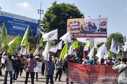 Warga dan aktivis Jambi aksi damai peringati hari tani