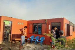 Puluhan rumah di Medan Labuhan rusak diterjang angin puting beliung