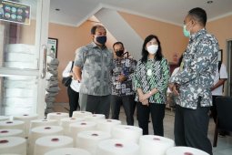 Pacu produktivitas, Kemenperin bantu mesin UPT Tekstil di Majalaya