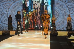 Bangkitkan UMKM saat pandemi, BI Jember gelar peragaan busana batik dalam Fesyar 2020