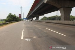 Jasa Marga rekonstruksi jalan Tol Japek arah Cikampek