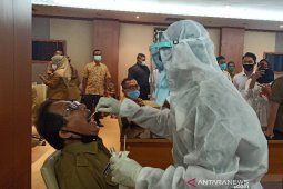 DPRD Sumut swab test massal usai sejumlah pegawai positif COVID-19