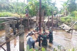 Gotong-royong adalah kunci sukses kegiatan TNI Manunggal Membangun Desa