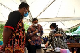 Staf Presiden sebut penanganan COVID-19 di Surabaya patut dicontoh
