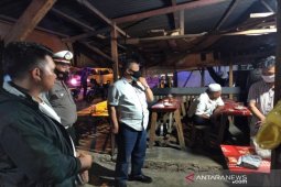 Perketat protokol kesehatan, Polres Tapsel sasar warung-warung