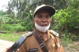 Warga berterima kasih karena jembatan berusia 30 tahun akhirnya diperbaiki TNI