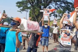 Warga Cigombong Bogor tolak rencana pembongkaran makam keramat