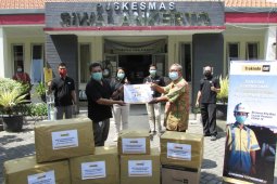 Empat layanan kesehatan Surabaya digelontor 17.120 APD