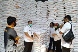 Penyaluran bansos beras di wilayah Kediri-Nganjuk capai 65 persen