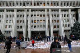 Menlu Kyrgyzstan Kazakbaev dicopot dari jabatan