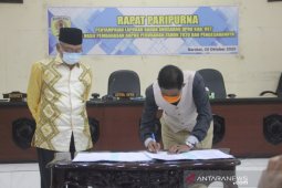 Advertorial - DPRD HST sahkan RAPBD Perubahan 2020