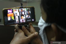 Unjuk rasa virtual tolak UU cipta kerja