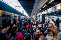 Kasus COVID-19 Italia melonjak ke rekor harian baru  mendekati 9.000