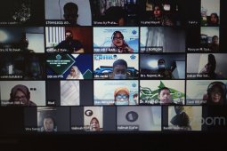 UIN jambi gelar webinar dinamika geo-politik Ekonomi Indonesia di masa dan setelah pandemi COVID-19