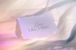 DJ Yasmin rilis lagu baru "Love Like A Show" kolaborasi barengNNTYSX dan Zhela