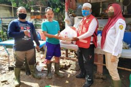 Indonesian Red Cross assists flood victims in South Jakarta