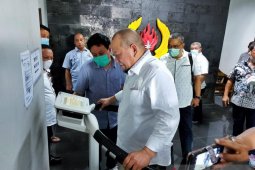 Ketua DPD La Nyalla tinjau Puslatda normal baru KONI Jatim