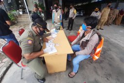 Satpol PP Banjarmasin tiga kali sehari operasi masker di jalan
