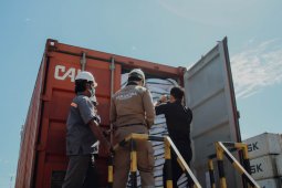 Bea Cukai Perak Surabaya luncurkan sistem penyederhanaan pemeriksaan barang