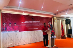 Ketua PDIP Kalbar tegaskan totalitas menangkan SIS - Wahyu di Kapuas Hulu