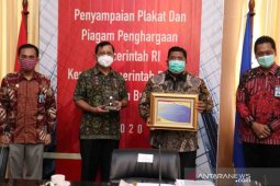 Enam kali WTP, Buleleng terima plakat dan penghargaan Kemenkeu