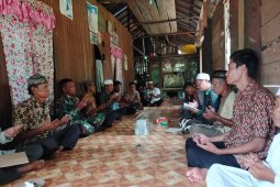 Sudah dianggap keluarga, Satgas TMMD sering diundang acara Hajatan