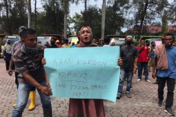 Petugas kebersihan di Aceh Utara berunjuk rasa, ini tuntutannya