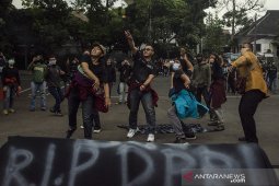 Aksi tolak UU Cipta Kerja