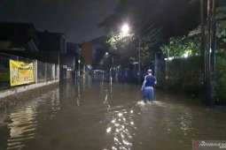 Curah hujan tinggi, 10 titik genangan terjadi di sejumlah ruas jalan Ibu Kota
