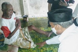 Warga Satui penderita stroke doakan ZR menang