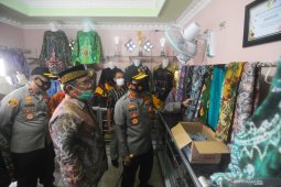 Penggunaan kain sasirangan bagi anggota dicanangkan Kapolda