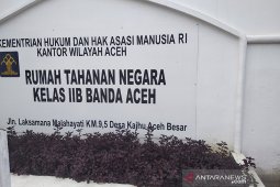 Tiga tahanan dan satu narapidana Rutan Banda masuk DPO