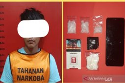 Kuli bangunan transaksi 12,69 gram sabu-sabu