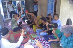 Paslon bupati HST  Tamzil lakukan konsuldasi hingga daerah terpencil