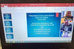 Tim pengabdian Fakultas Hukum Unja sosialisasikan pendidikan anti korupsi kepada kalangan pelajar