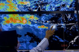 BMKG ingatkan waspada potensi cuaca ektrem dan banjir masih membayangi