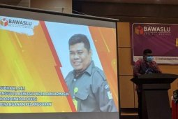 Bawaslu Banjarmasin : Ratusan APK paslon melanggar