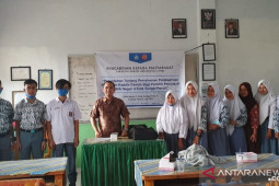Tingkatkan pemahaman pelaksanaan pilkada kepada pemilih pemula oleh tim pengabdian masyarakat Fakultas Hukum Unja