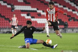 PSV Eindhoven dipermalukan  Granada di kandang sendiri