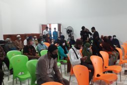 KNPI-Polres Bangka Tengah bagikan 208 paket sembako untuk guru mengaji