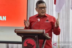 Sekjen PDIP kritisi kampanye Machfud-Mujiaman gunakan mobil mewah
