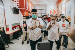 Survei PusdeHAM sebut paslon Eri-Armuji unggul 6 persen di Pilkada Surabaya
