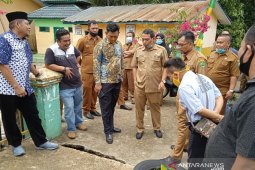 Pimpinan DPRD Padangsidimpuan bersama Dinas PU, Perkim tinjau drainase langganan banjir