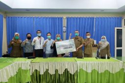 Bank Muamalat beri bantuan APD kepada RSU Haji Medan