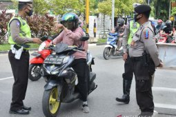 Polisi incar pengguna helm SNI palsu saat Operasi Zebra
