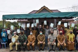 Pemkab Bener Meriah serahkan 226 sertifikat tanah kepada warga