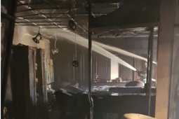 Satu rungan di gedung DPRD Kaltim terbakar