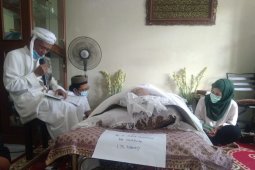 Aktivis NU Depok KH. Asror Mukrom Wafat