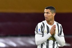 Ronaldo resmi tak masuk  skuad Juventus lawan Barcelona